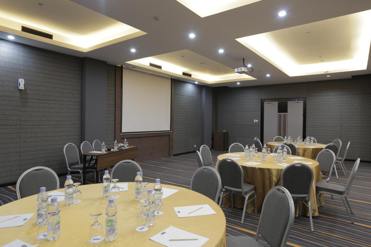 Kyriad Hotel Muraya Aceh Banda Aceh Exterior photo